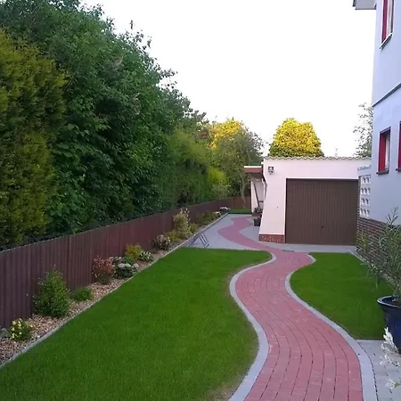 Apartment In Sahlenburg Mit Terrasse Und Garten